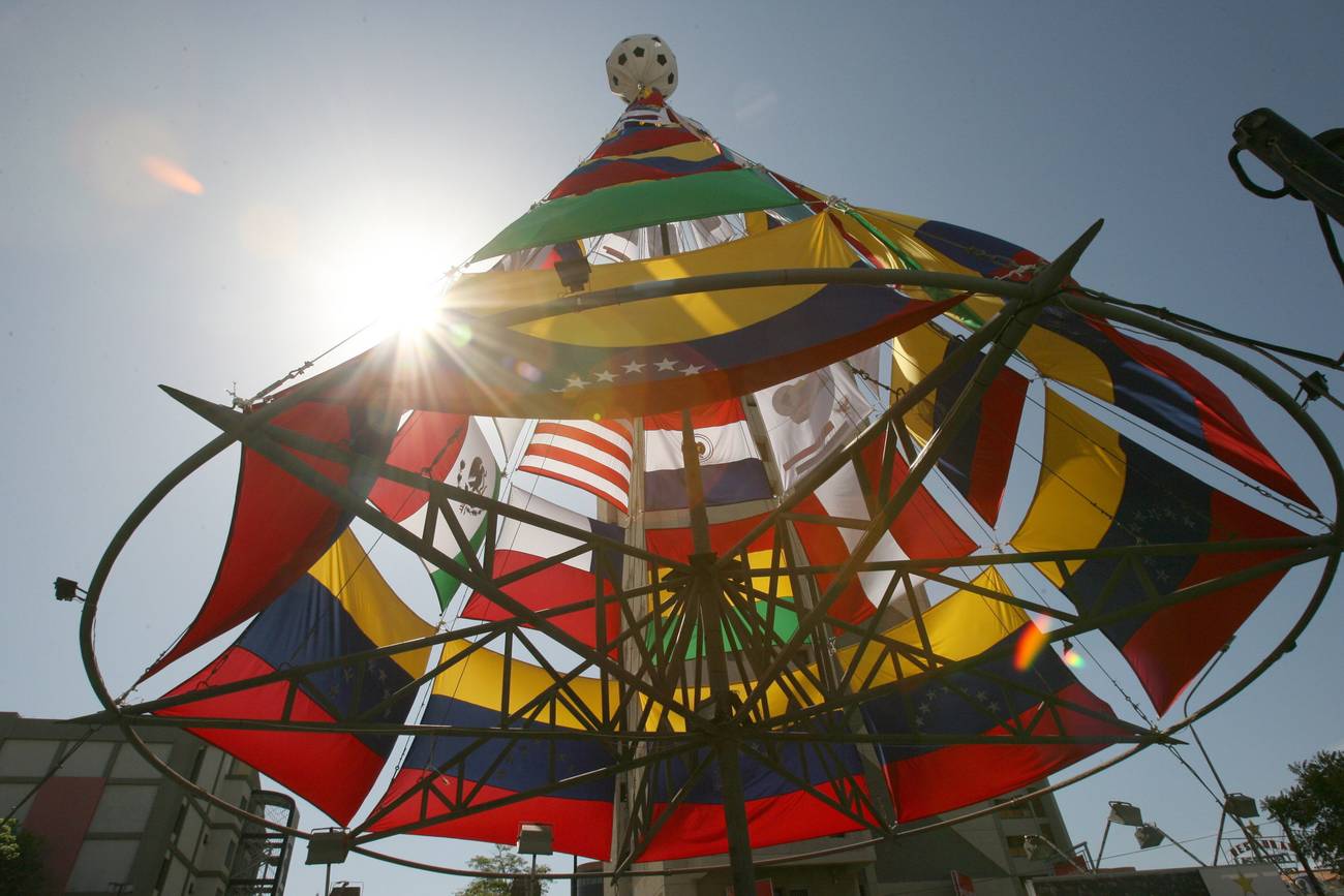 <p>América Latina no es Caperucita Roja</p>