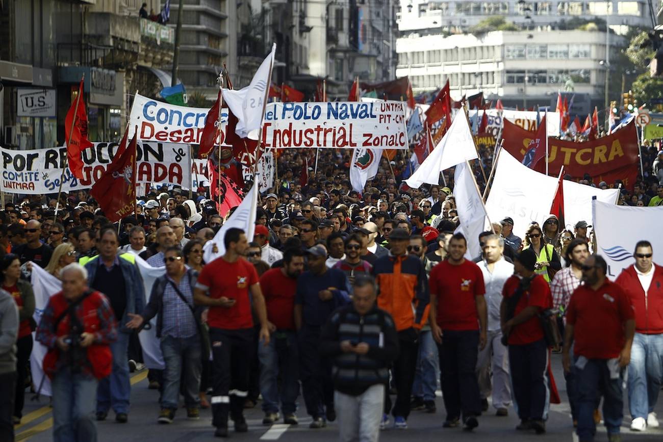 La salida de Uruguay del TISA  O la lucha por otra globalización