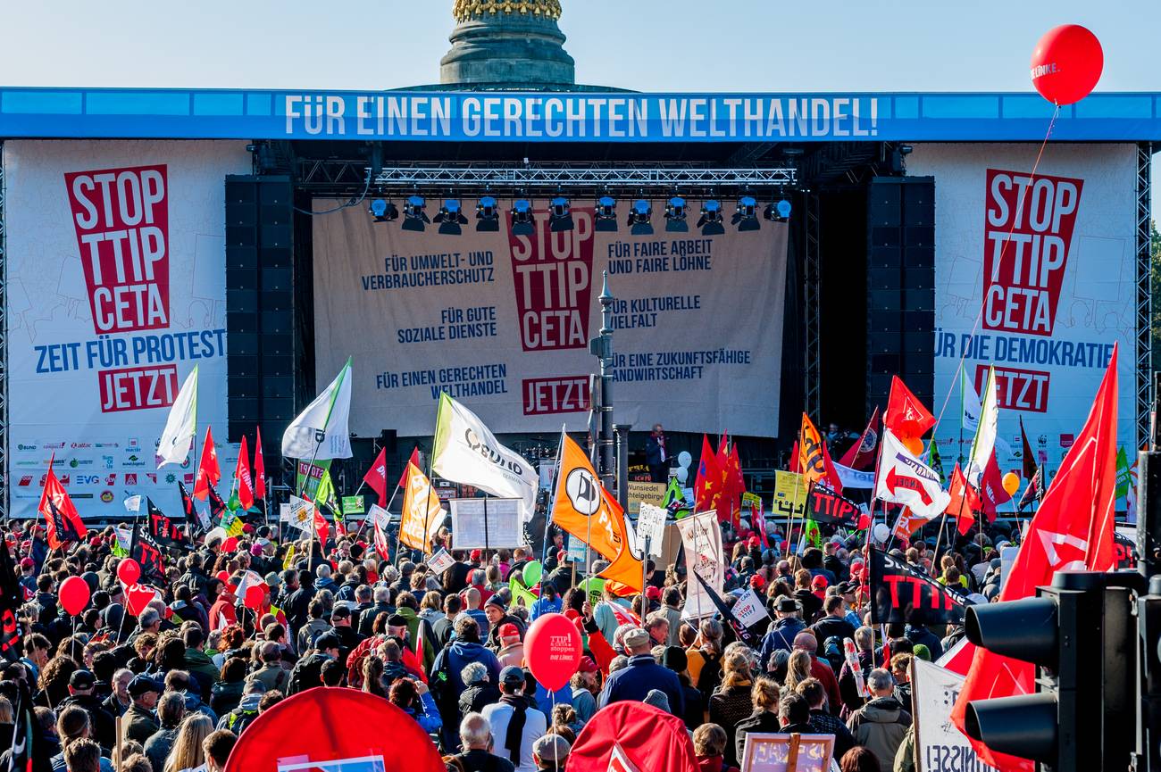 <p>Mientras el Parlamento Europeo vota el CETA, los sindicatos reclaman un nuevo enfoque del comercio</p>
