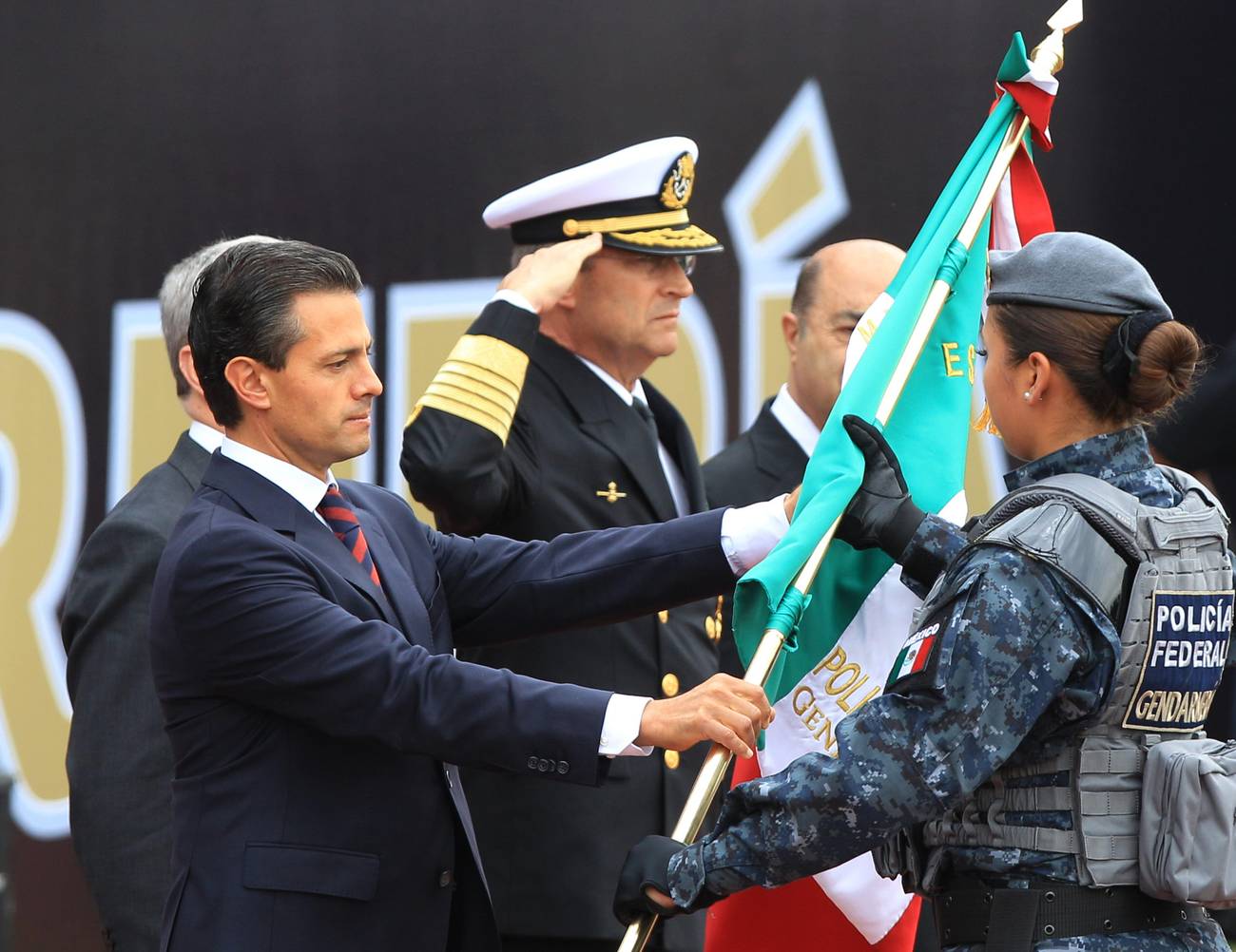 México: la transición pendiente. Déficit democrático y movilizaciones sociales