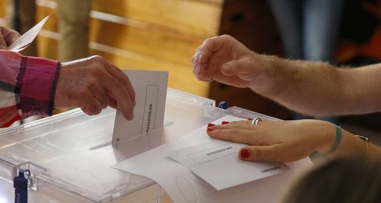 Partidos políticos: exerçam sua função normativa!