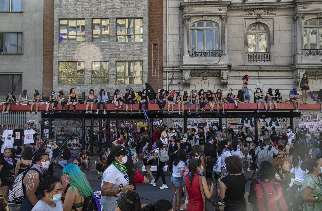 <p>El baile de los que sobran: ¿qué Constitución quiere Chile?</p>