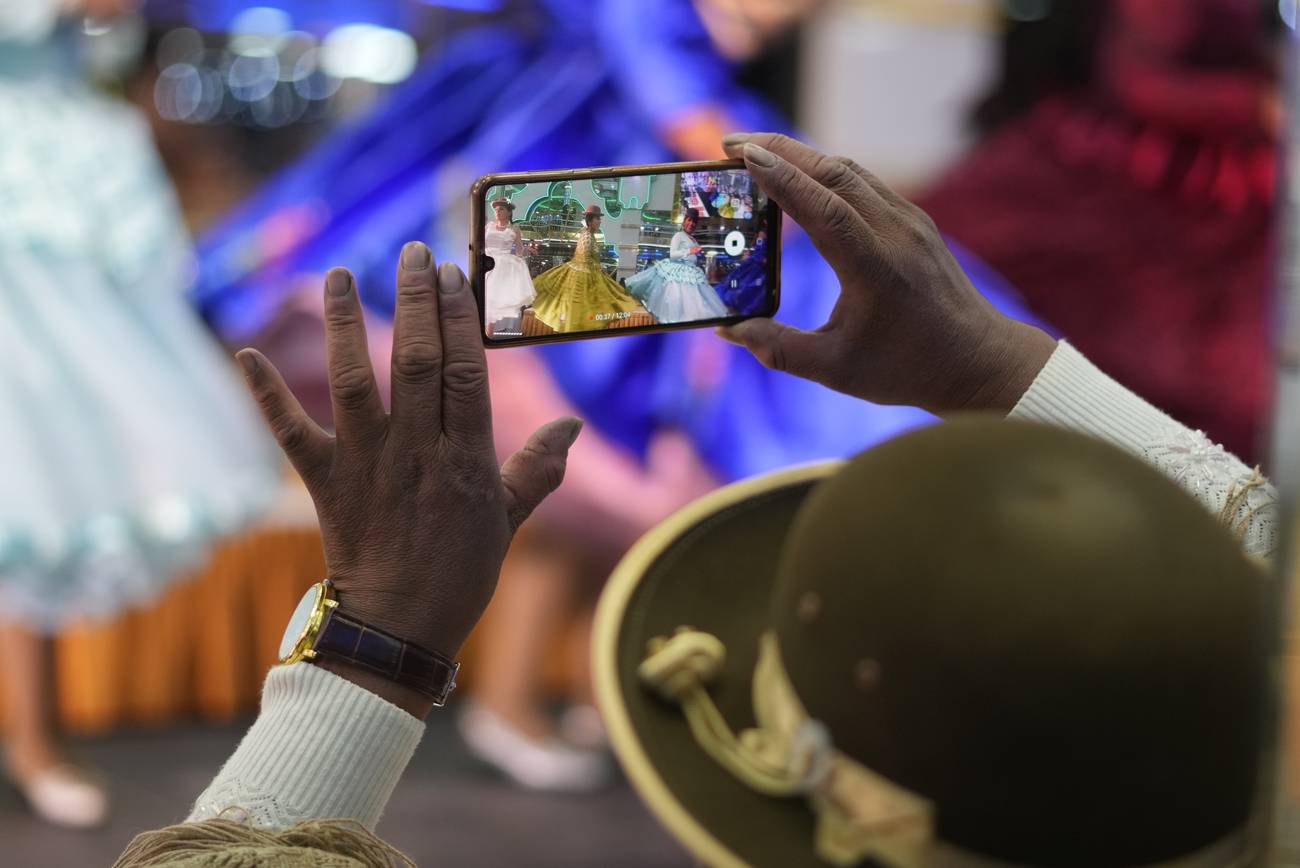 <p>«Bolivia, el país con menos inflación del mundo»</p>