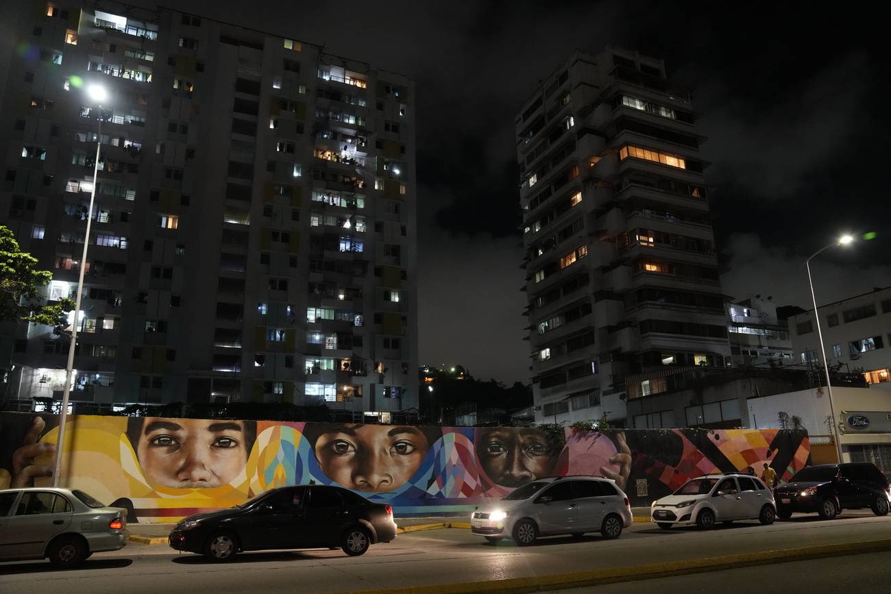 Venezuela: elites&nbsp;fugitivas en un país hecho escombros