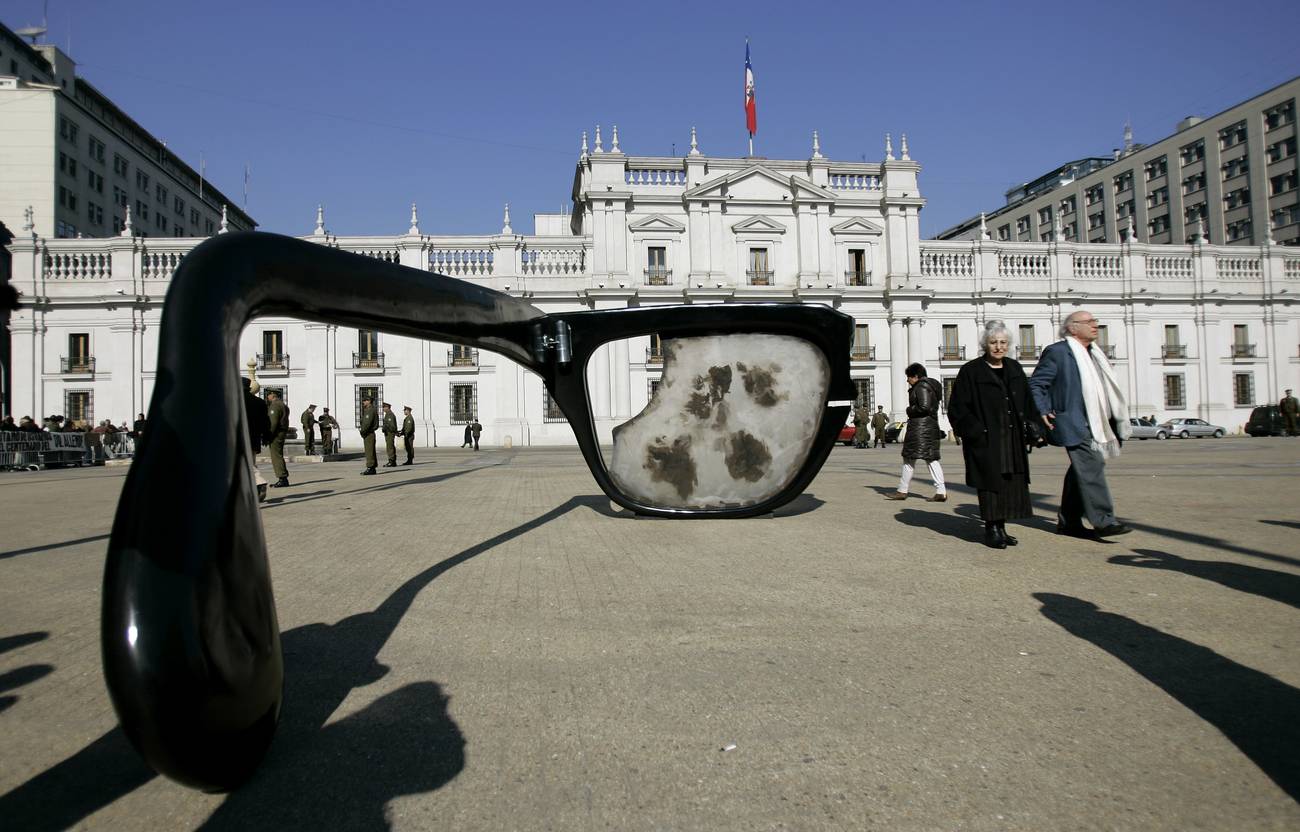 Fuerzas Armadas y democracia en Chile   Avances y temas pendientes