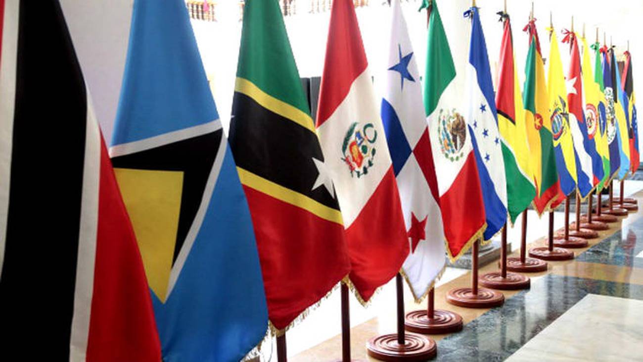 <p>Una cumbre naranja</p>