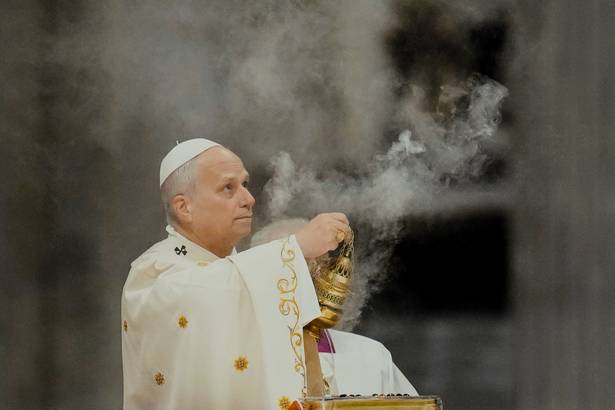 <p>León XIV en la línea de fuego</p>  El primer año de Robert Prevost en Roma