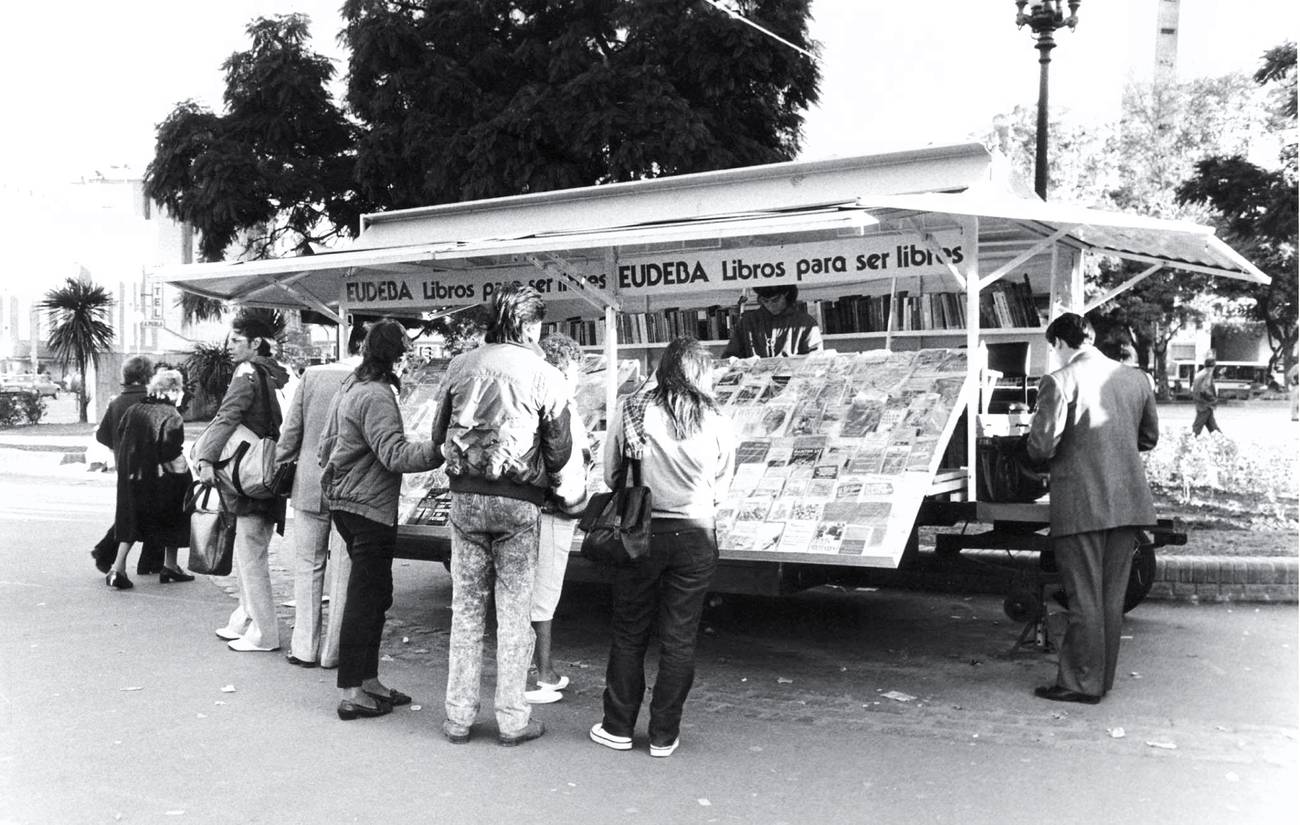 <p>El Estado editor</p>  Libros, política y disputas culturales en América Latin​a