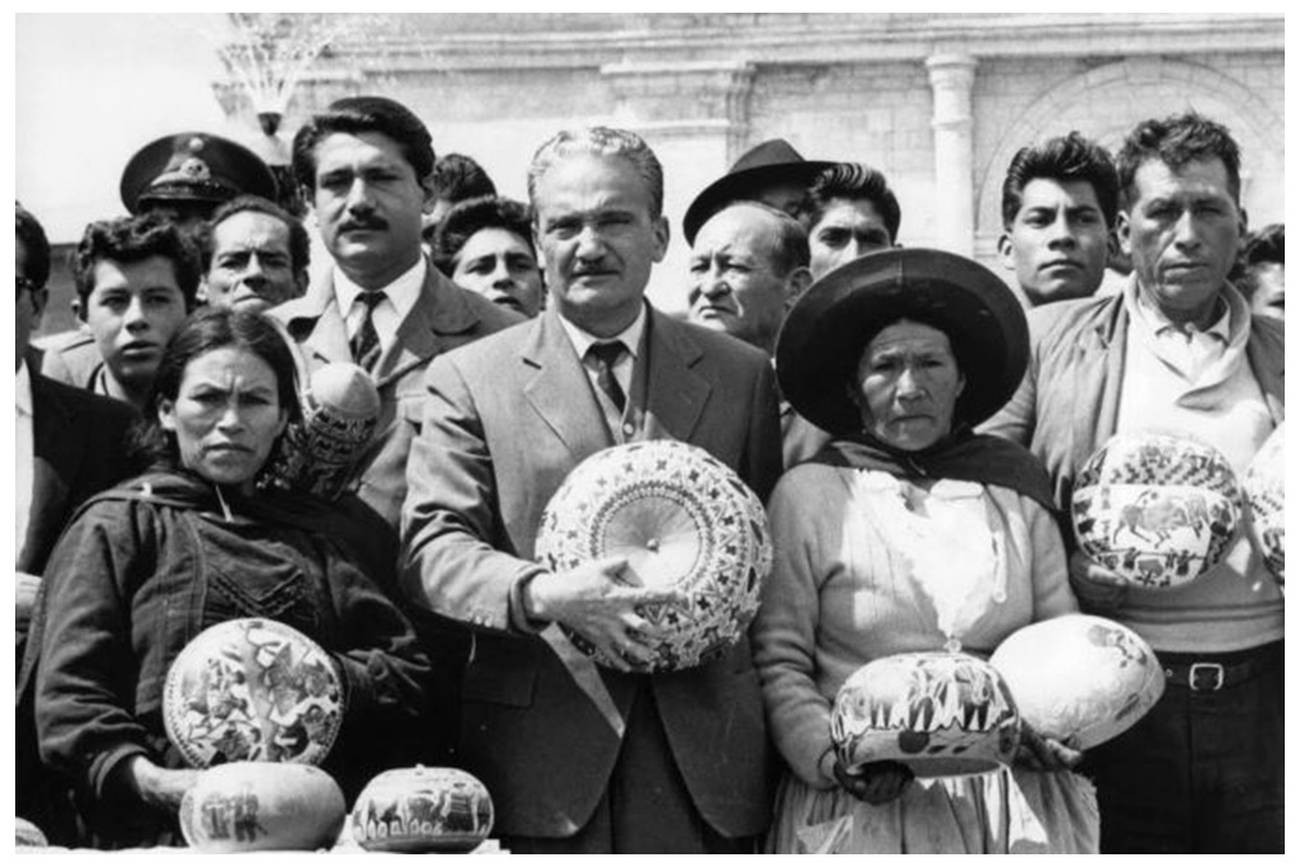 José María Arguedas, Mario Vargas Llosa y el Papacha Oblitas  En diálogo con «Los ríos profundos», de José María Arguedas