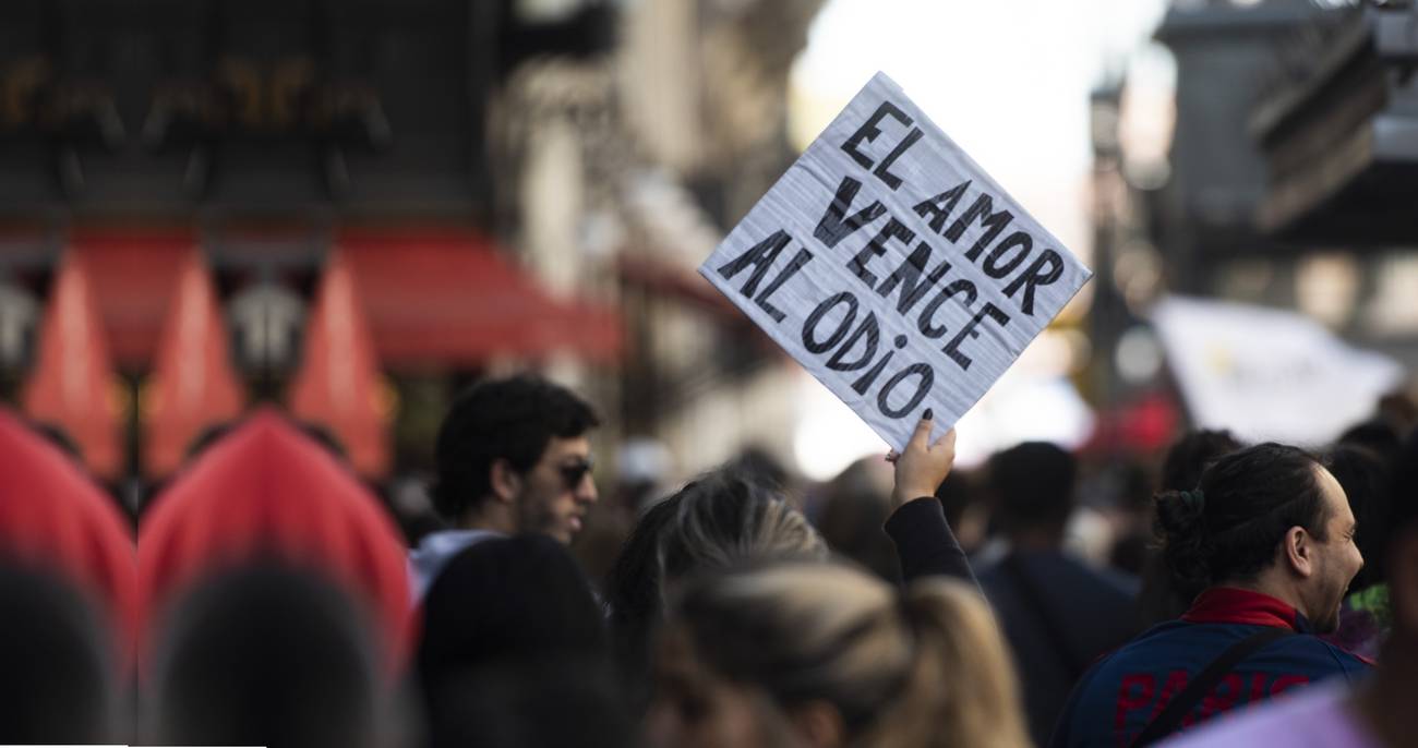 <p>El «odio»&nbsp;no explica todo</p>