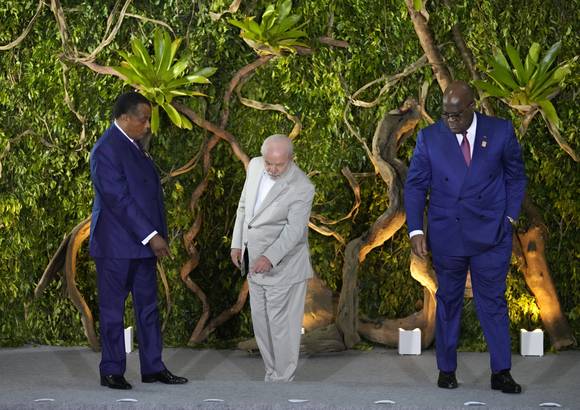 <p>O terceiro mandato de Lula e o retorno da África estratégica</p>