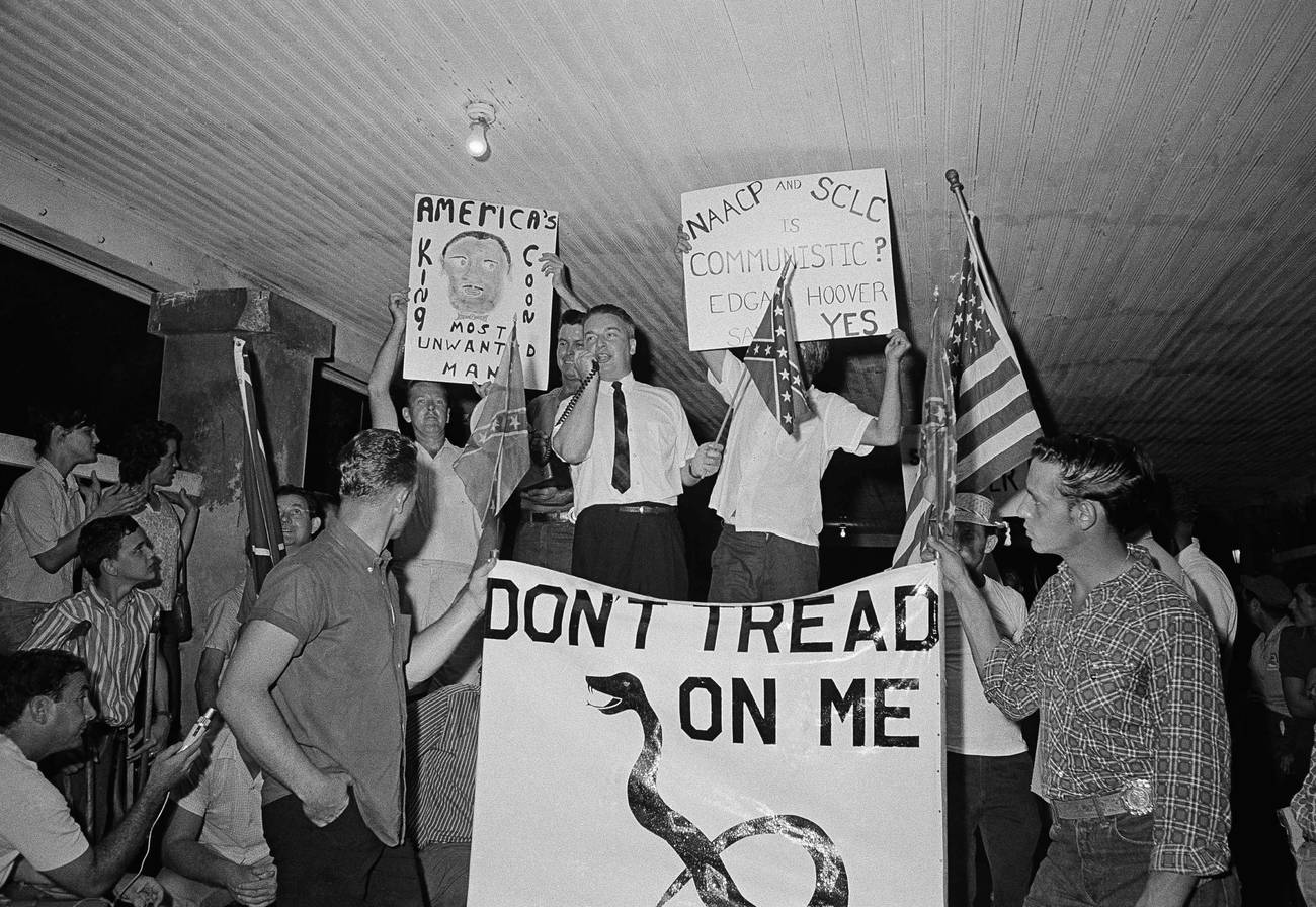 <p>Los antepasados del trumpismo: ¿de los márgenes al poder?</p>  Entrevista a John S. Huntington