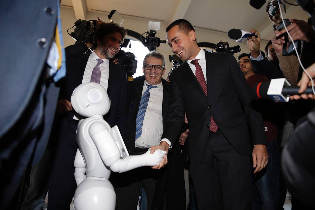 <p>Un mundo de competencia con las máquinas</p>