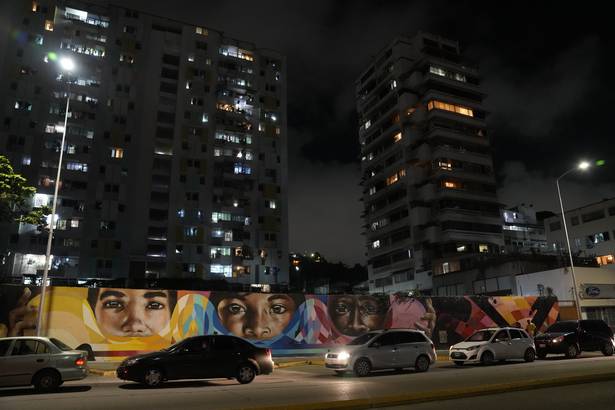 Venezuela: elites&nbsp;fugitivas en un país hecho escombros