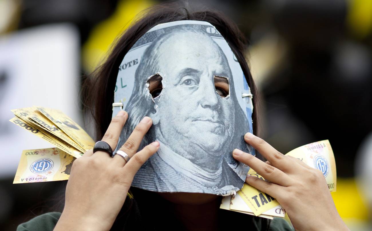 <p>«El mejor equipo de los últimos 50 años»</p>  Notas sobre la actual crisis financiera en Argentina