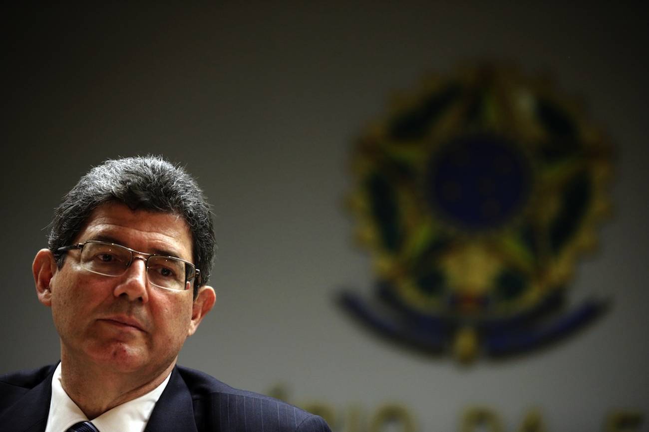 Ajuste para poder governar