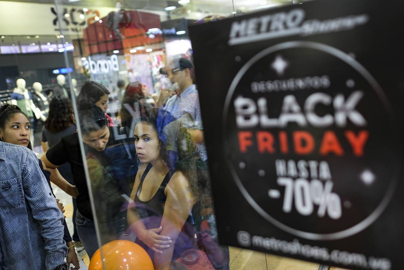 ¿Una dolarización «antiimperialista»?  O cómo desapareció el dinero en Venezuela