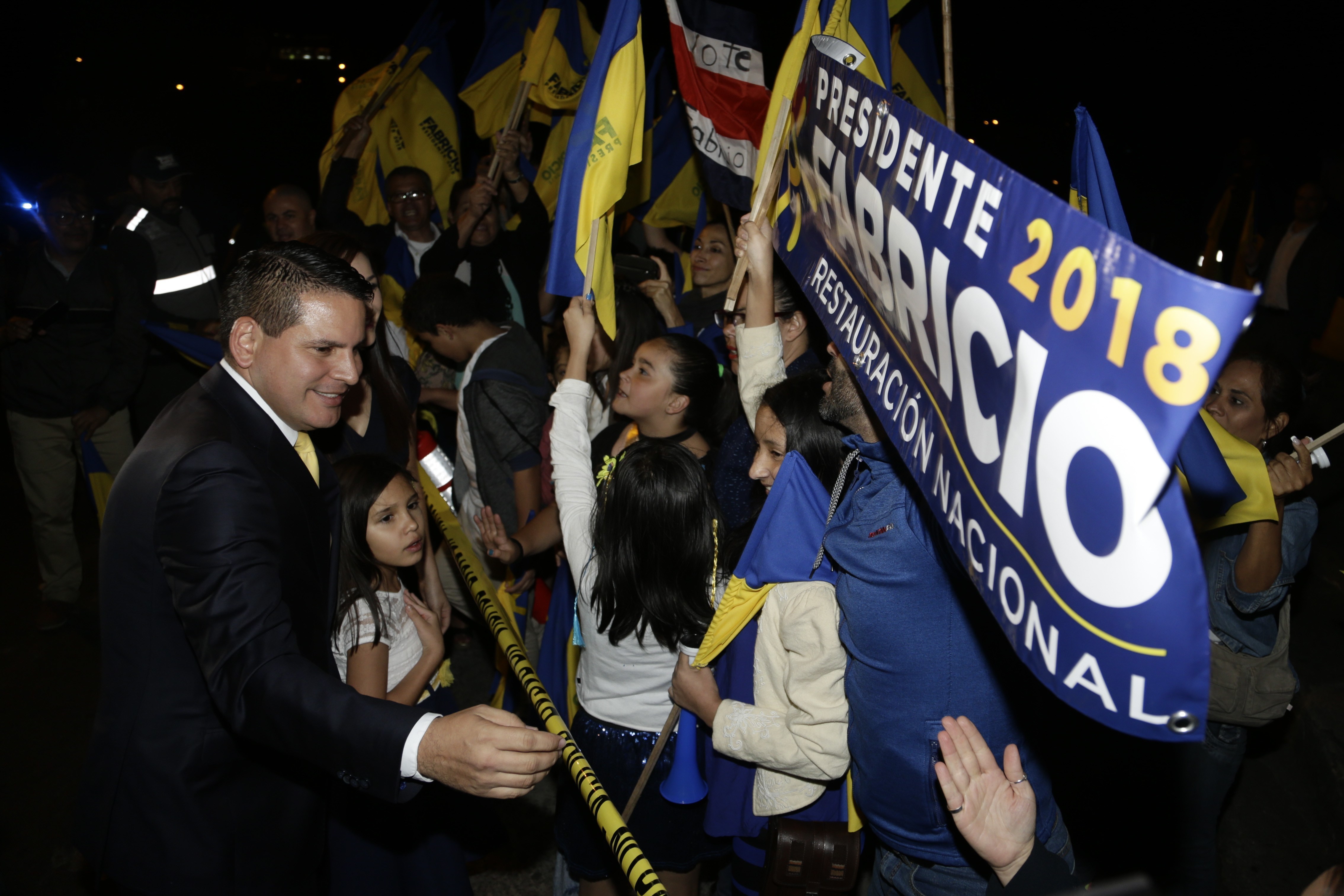 <p>¿Jaque a la democracia en Costa Rica?</p>