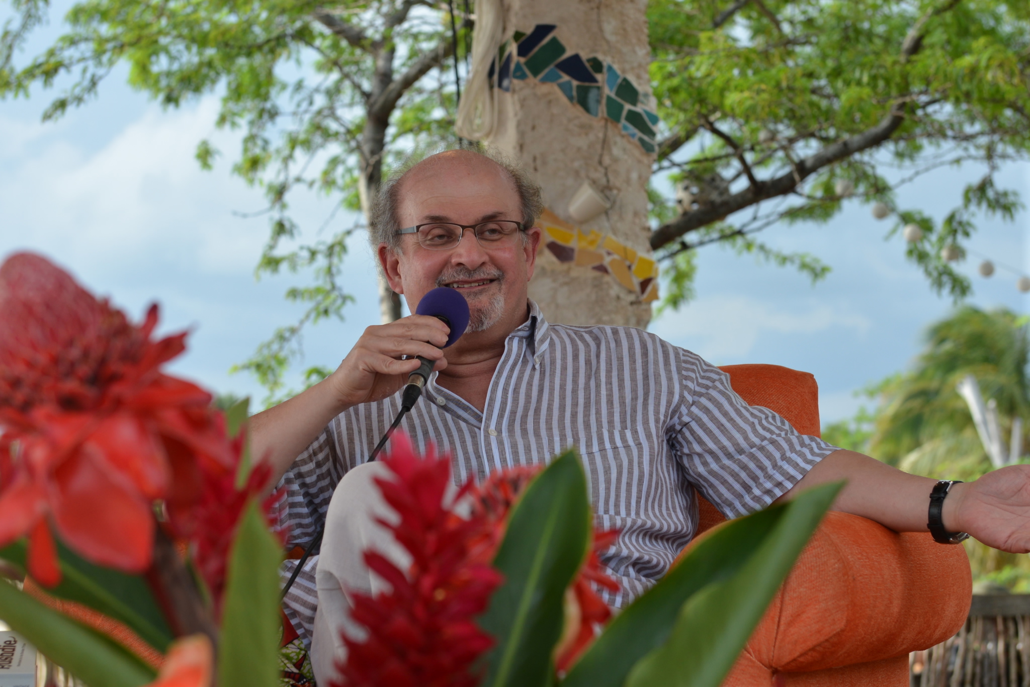 <p>Matar a Rushdie</p>