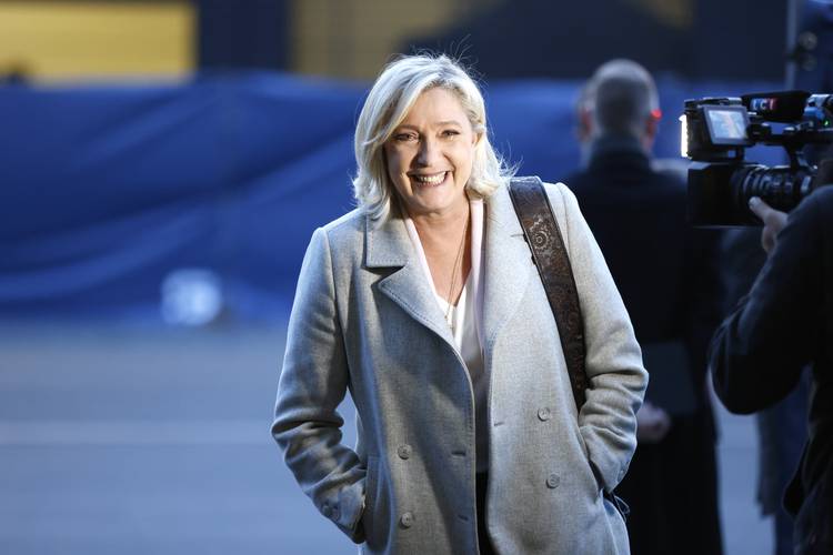 <p>Marine Le Pen, la mujer que reinventó la extrema derecha</p>