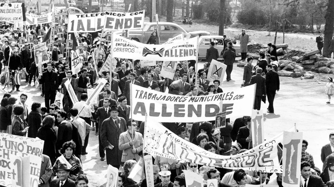 El presidente Allende ante la Internacional Socialista