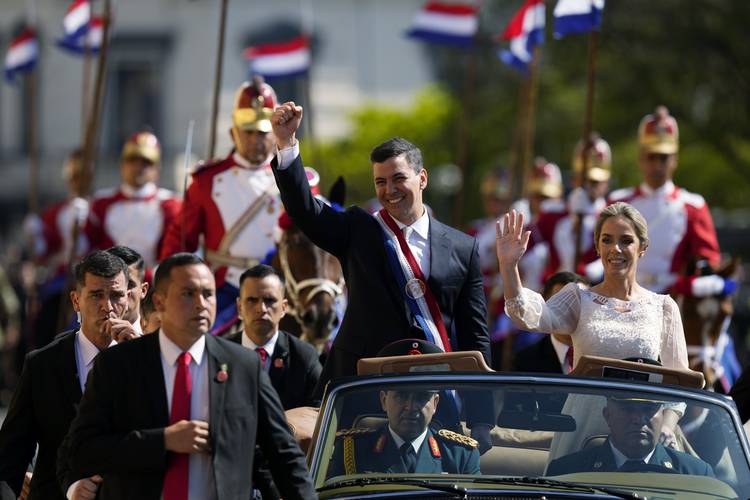 <p>Paraguay y el Partido Colorado: todo igual, todo diferente</p>