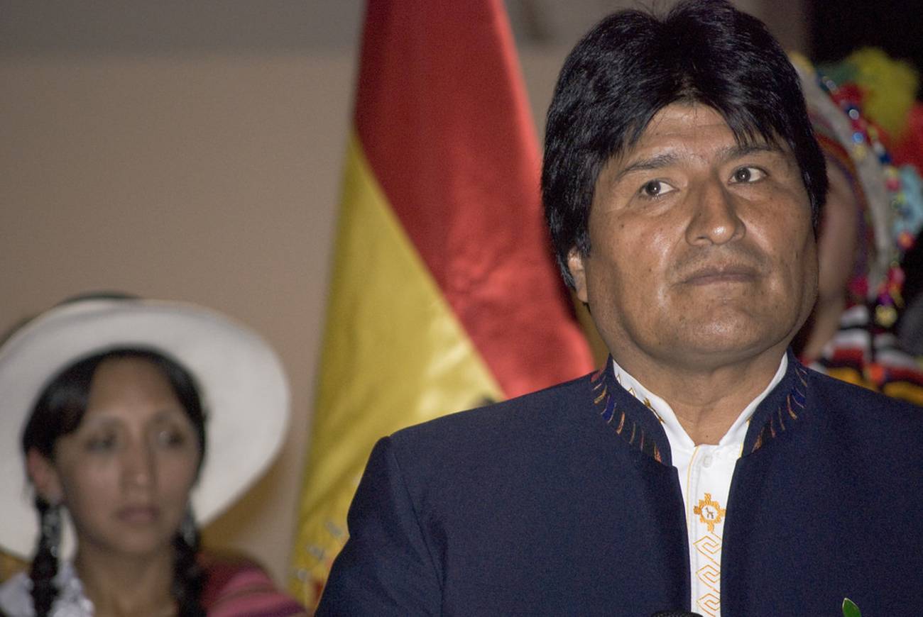 <p>Evo Morales se libera de su «entorno» y acicala al gobierno para lograr la reelección</p>