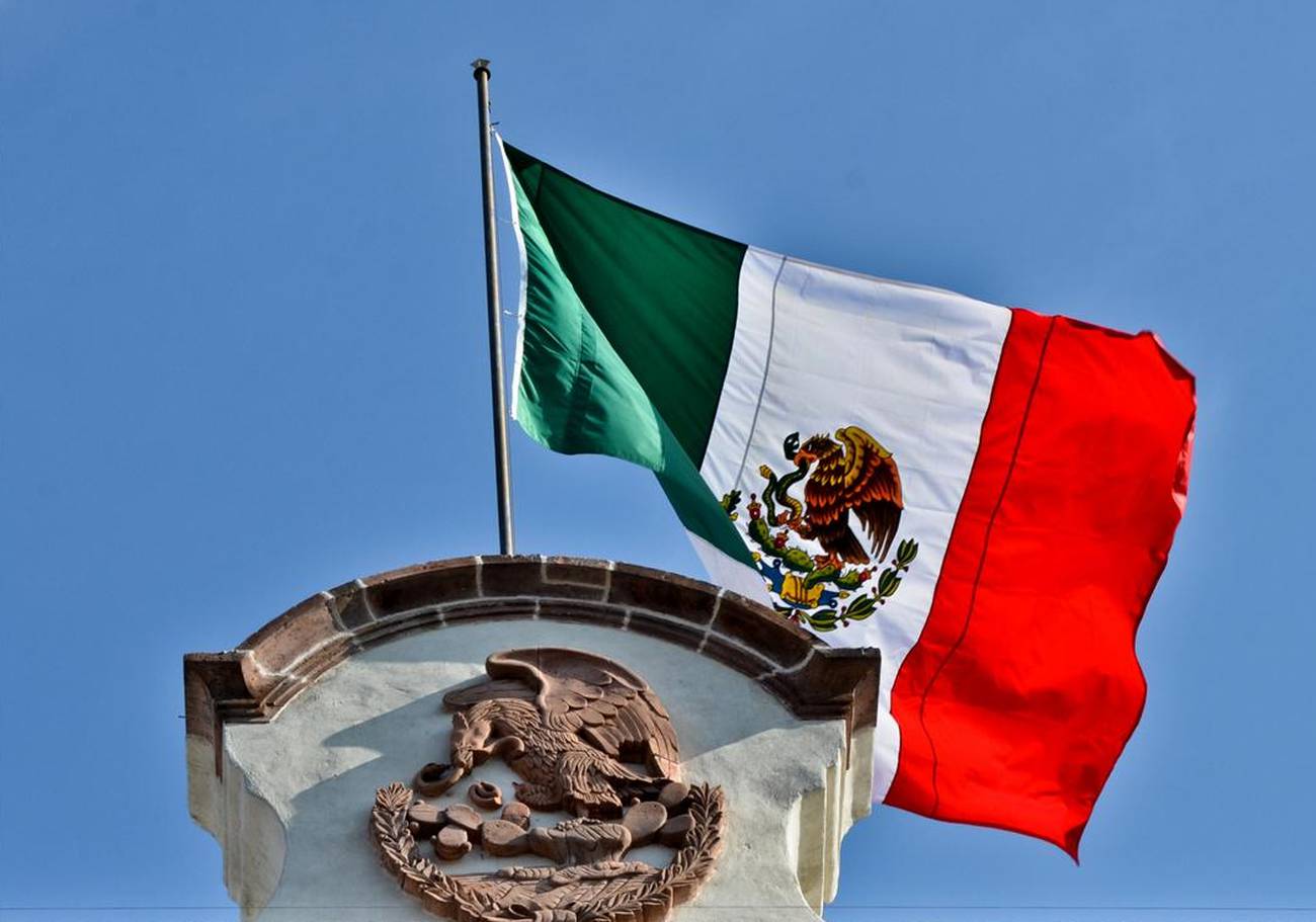 <p>México hacia un fin de ciclo</p>