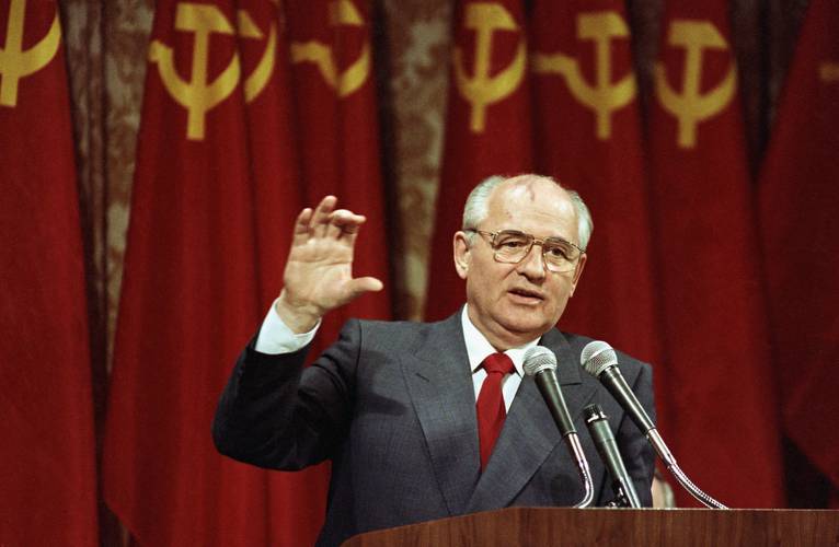 <p>Gorbachov, el hombre que se quedó solo</p>