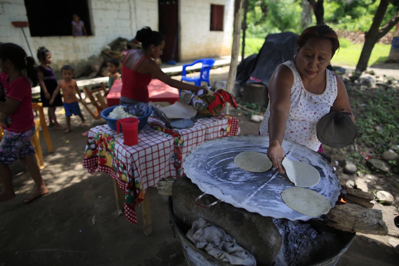 <p>La reorganización social del cuidado en América Latina: ¿ahora o nunca?</p>