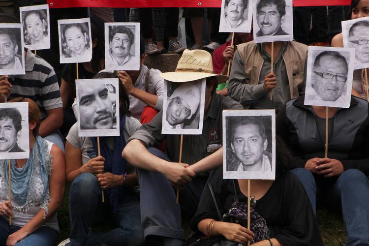 <p>Sangre diaria</p>  El riesgo de ser periodista en México