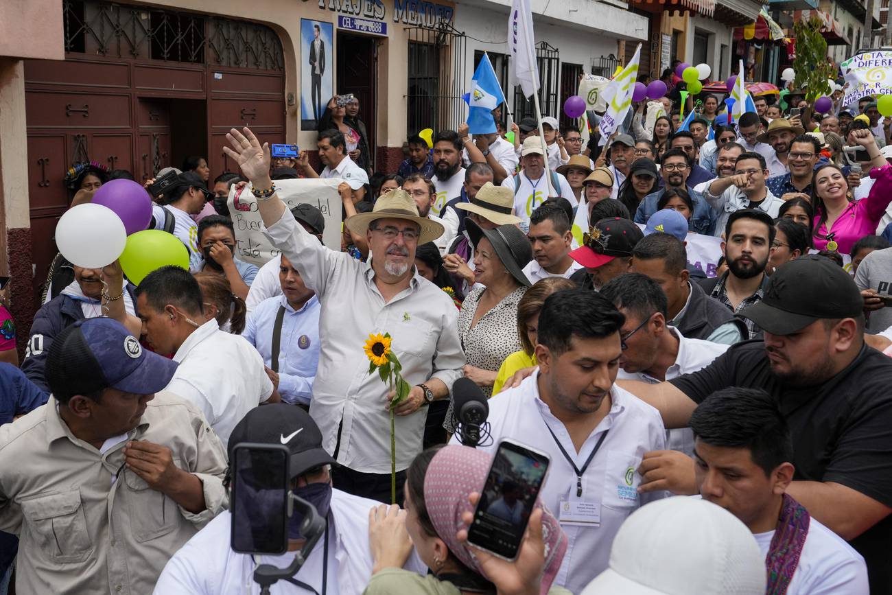 <p>Guatemala se levanta contra el secuestro de la democracia</p>