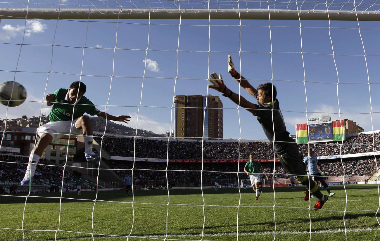 Fútbol y altura. La dramática historia de La Paz y el fútbol boliviano