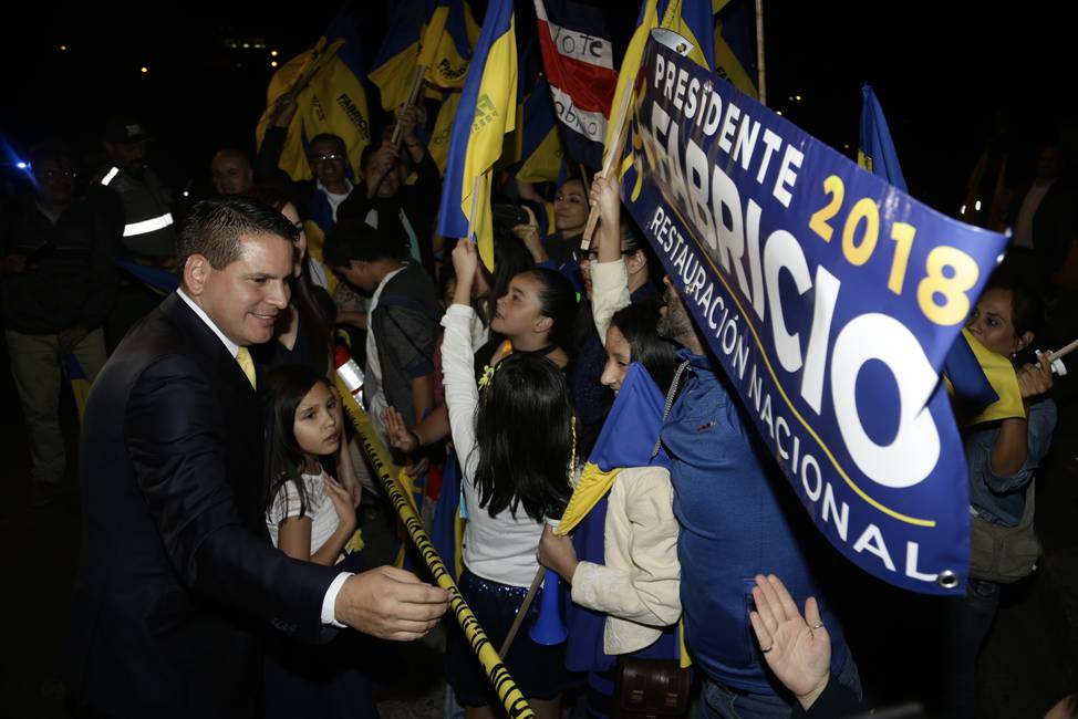 ¿Jaque a la democracia en Costa Rica? El ascenso electoral de las iglesias pentecostales