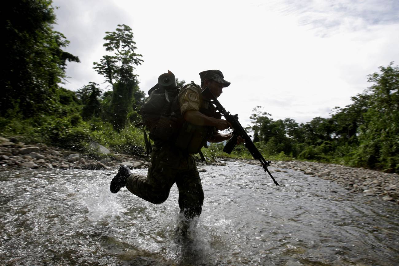 ¿Regreso a las armas?  Las FARC y la paz en Colombia