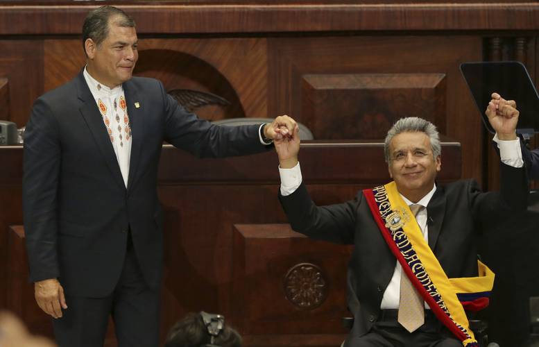 <p>El dilema de una «continuidad con cambios»</p>  Lenin Moreno en sus primeros días