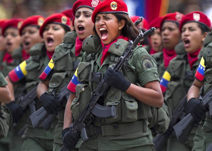 La larga marcha de las mujeres en las Fuerzas Armadas latinoamericanas