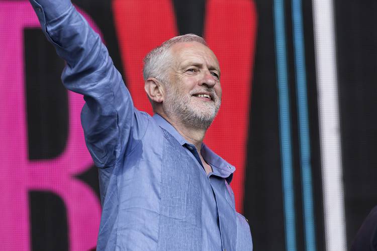 <p>El auge del laborismo de Corbyn</p>  Entrevista a Matthew Laza