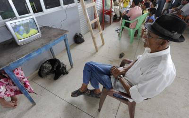 Familia, mercado y Estado: servicios de cuidado para los ancianos en Brasil